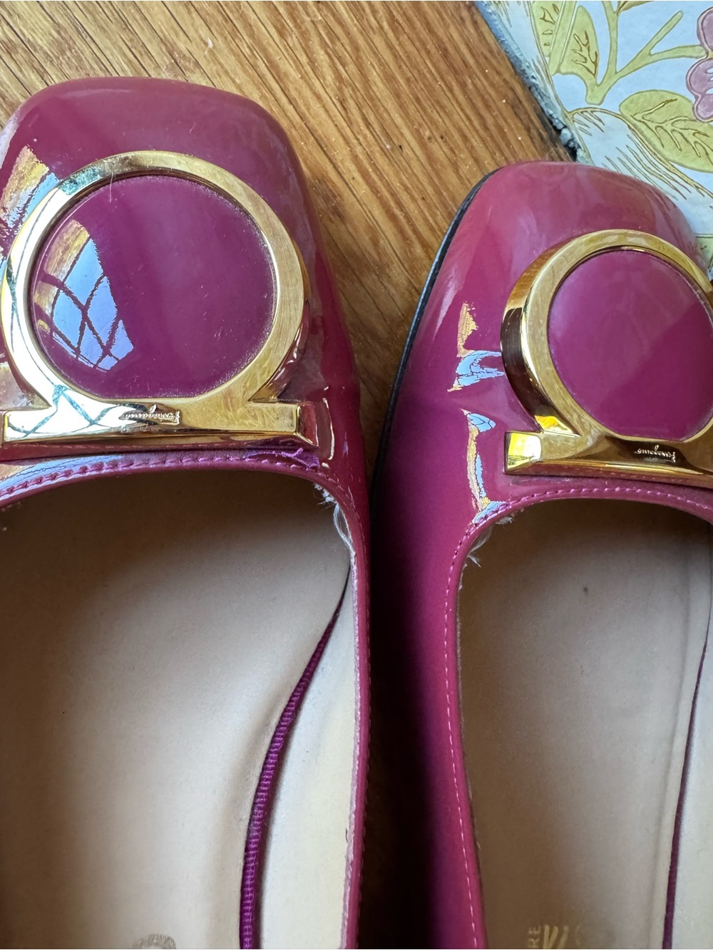 Salvatore Ferragamo Burgundy Patent Leather Gancini Ballet Flats - Picture 4 of 6